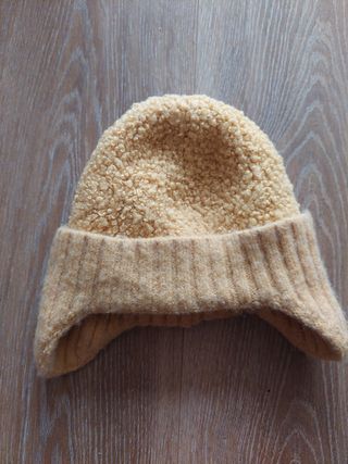 Gorrito marca Monnuage