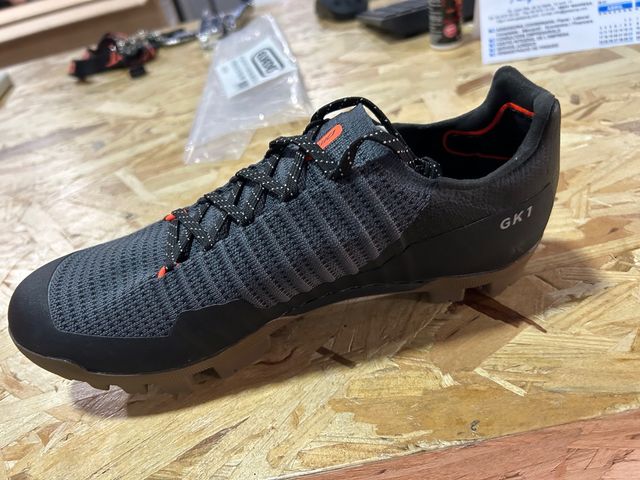 DMT gravel GK1 black