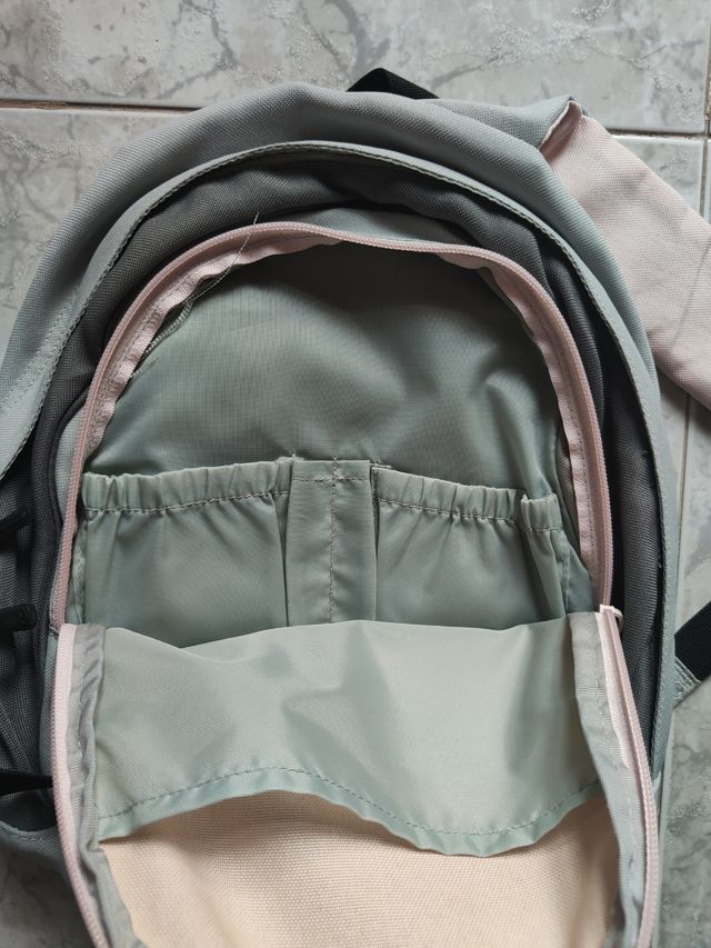 DOS MOCHILAS