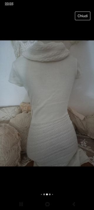 Abito bianco in maglia