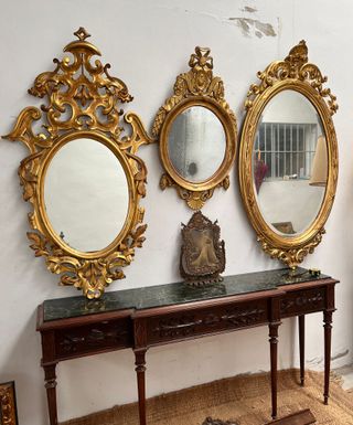 Espejo Francés en madera todo dorado en oro fino