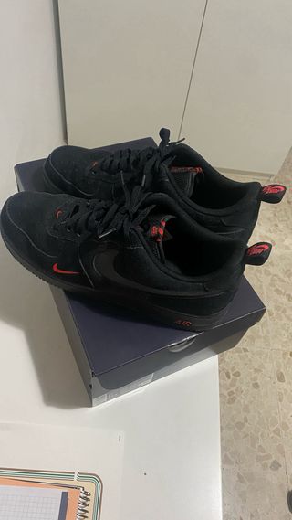 Nike Air Force 1’07 LV8