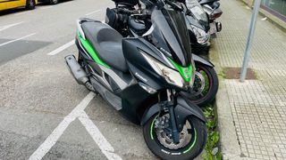 Moto kawasaki j300