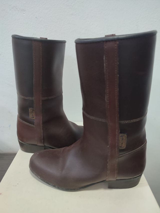 Botos de piel n.31
