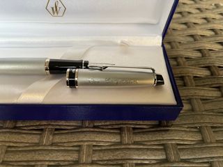 Pluma estilográfica Waterman Hemisphere