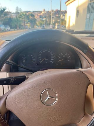 Mercedes-Benz Clase M 2001