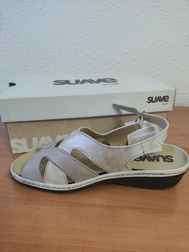 Sandalias n.38 marca Suave