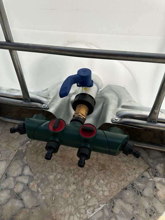 depositos 1000 litros agua riego goteo huerto