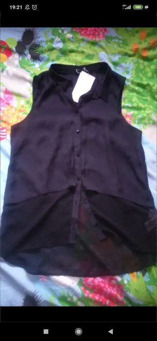 Camisa negra NUEVA Bershka M