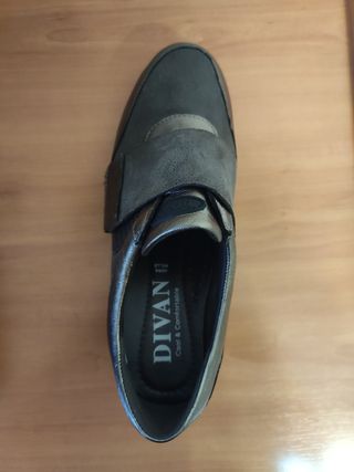 Zapato plano color bronce n. 38