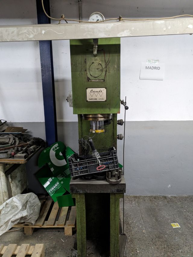 2 Prensas electrohidraulicas