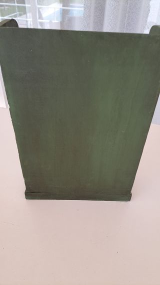 Adorno. ARMARIO DE MADERA