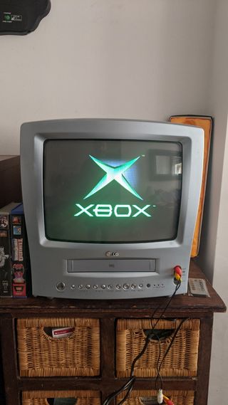 Xbox primera generación, con cables, mando y juego