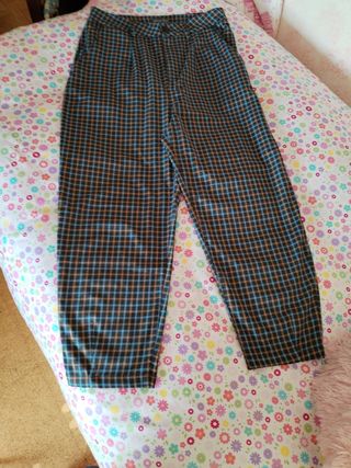 Pantalón y Falda a cuadros M
