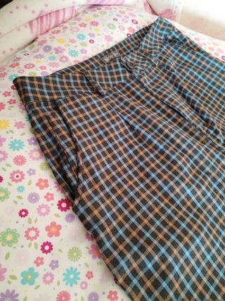 Pantalón y Falda a cuadros M