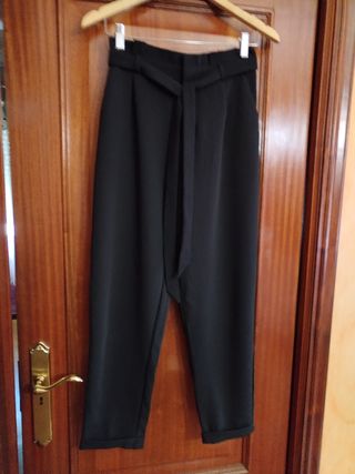 Pantalón Negro de vestir M