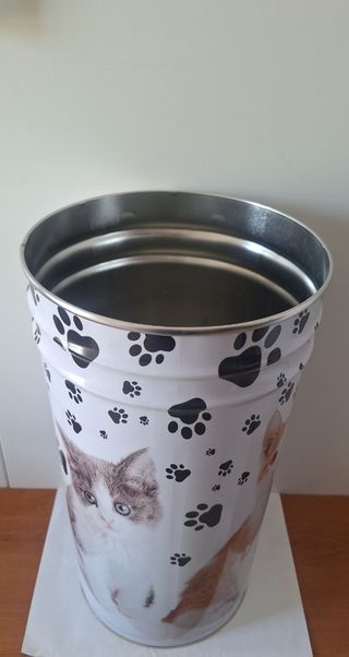 Paragüero papelera cubo gatos