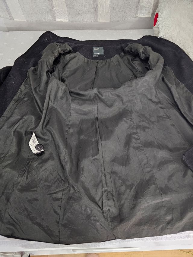 Abrigo mujer cuello alto S