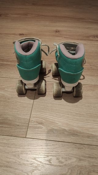 Patines quad / 4 ruedas. Talla 32