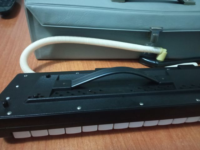 Melódica Hohner piano 32 teclas