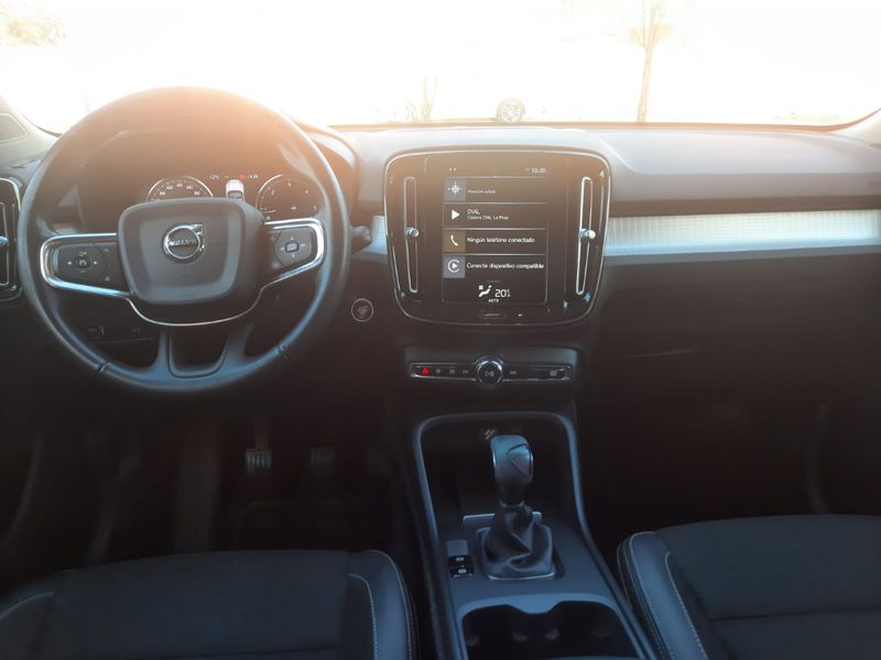 Volvo XC40 2019 - foto 1