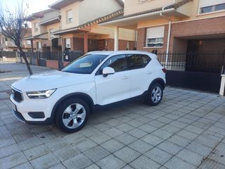Volvo XC40 2019