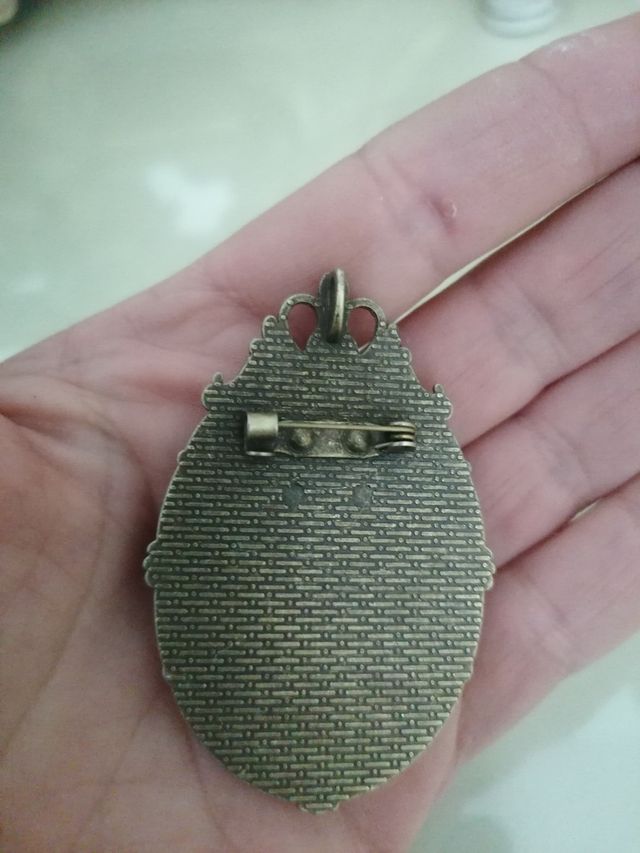 Vintage spilla di vetro, raffigurante lady Agnew