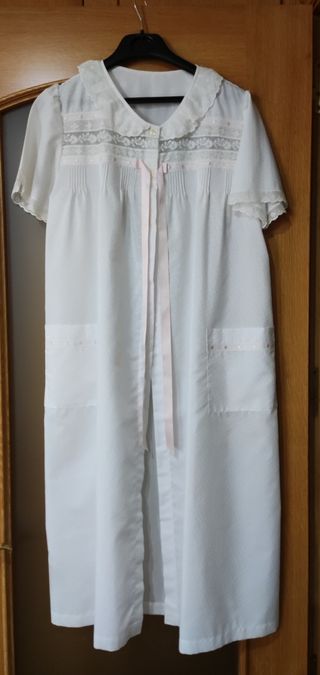 Vestido de comunión, camisón y zapatos 