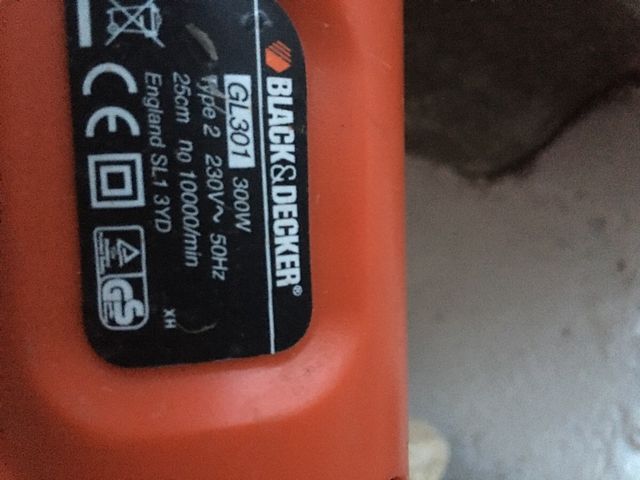 Cortabordes / desbrozadora Black & Decker