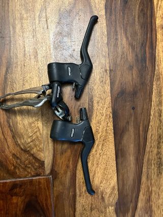 Leve freno e deragliatore shimano 200GS