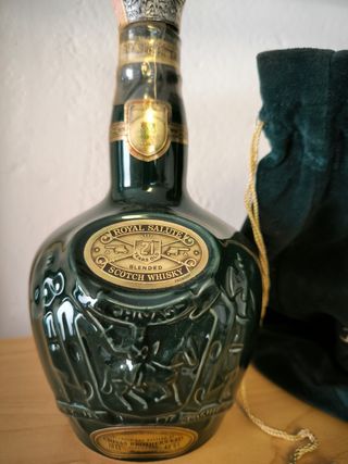 Bottiglia in ceramica Chivas (vuota)