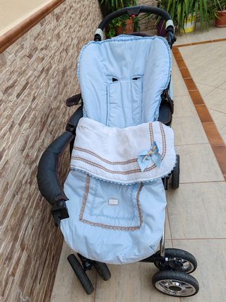 Saco, colchoneta, sombrilla y bolso cochecito