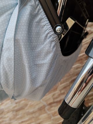 Saco, colchoneta, sombrilla y bolso cochecito