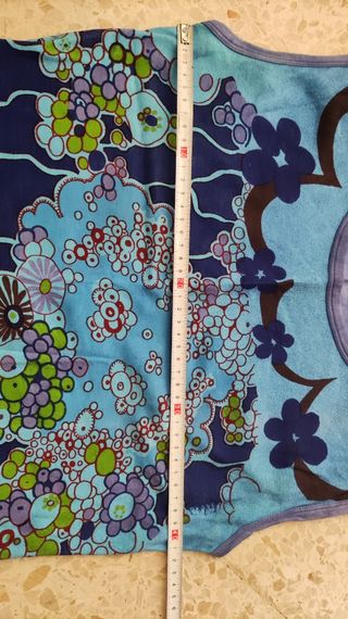 Camiseta vintage sin mangas tonos azules