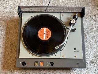 Tocadiscos EMT 938