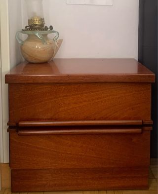 Comoda y mesillas dormitorio