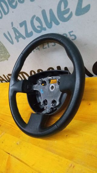 Volante cuero impecable Ford Transit Connect 2007