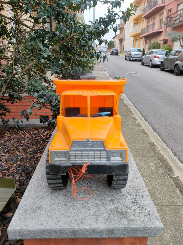 Camión Super Volquete KARPAN MLO Patentado