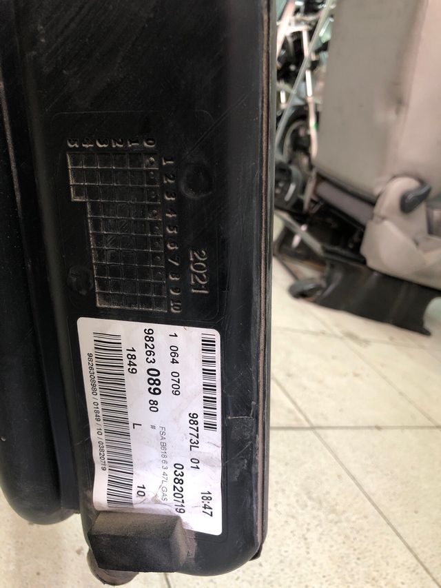 Deposito de gasolina citreon c3 2020