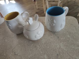 Zuccheriera e tazze