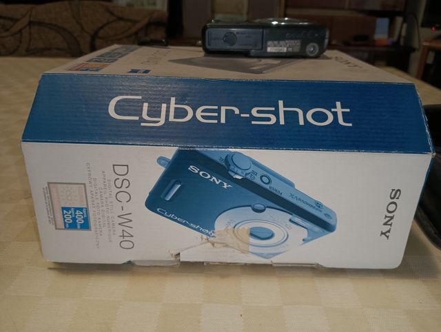 Cámara Sony Cybershot DSC-W40
