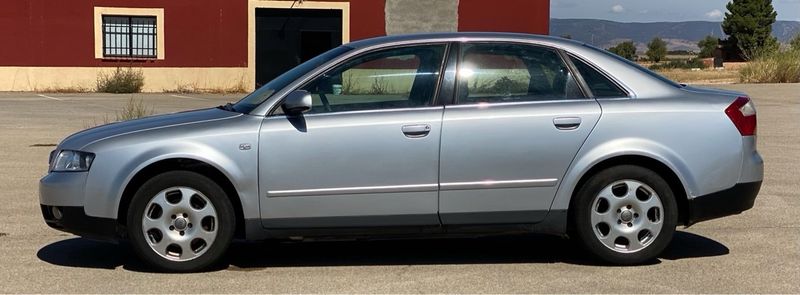 Audi A4 2004, foto 13