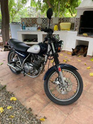 YAMAHA SR250 classic