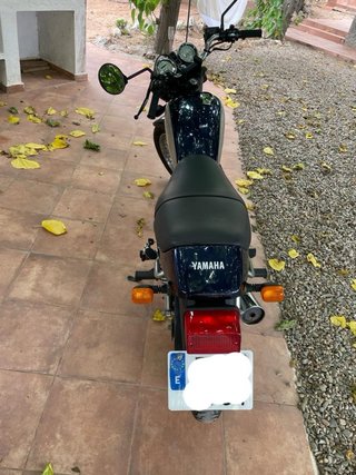 YAMAHA SR250 classic