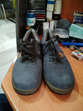Zapatos de trabajo 