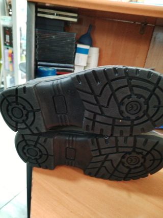 Zapatos de trabajo 