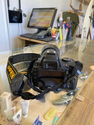 Cámara nikon D5000 objetivo dx 55 -200