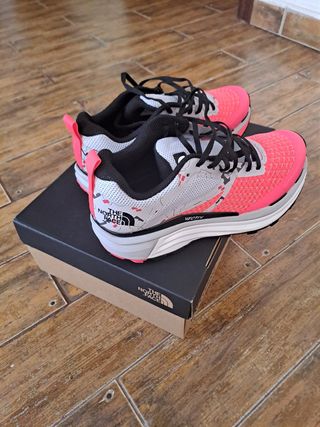 The Norh face:playeras Ranyn