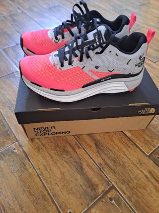 The Norh face:playeras Ranyn