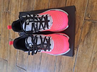 The Norh face:playeras Ranyn